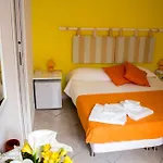 Casa Reale לינה וארוחת בוקר סורנטו