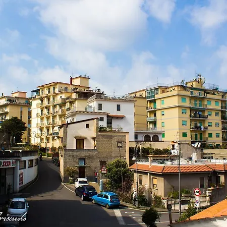 Casa Reale לינה וארוחת בוקר סורנטו